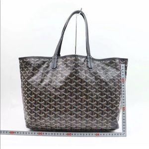 Goyard tote w/ pouch
